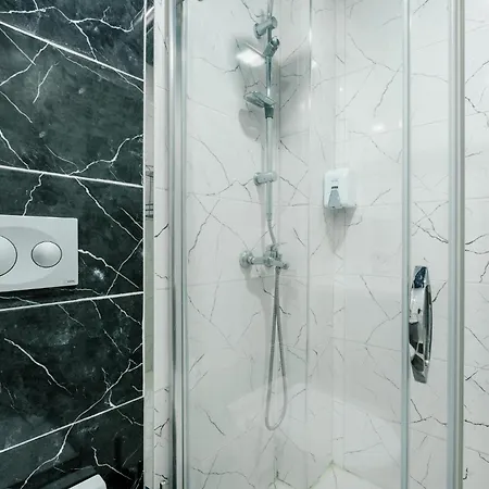 Lägenhet Cozy W Jacuzzi 5 Min To Taksim *