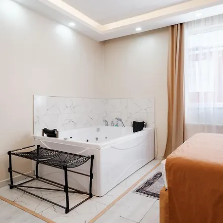 Cozy W Jacuzzi 5 Min To Taksim *